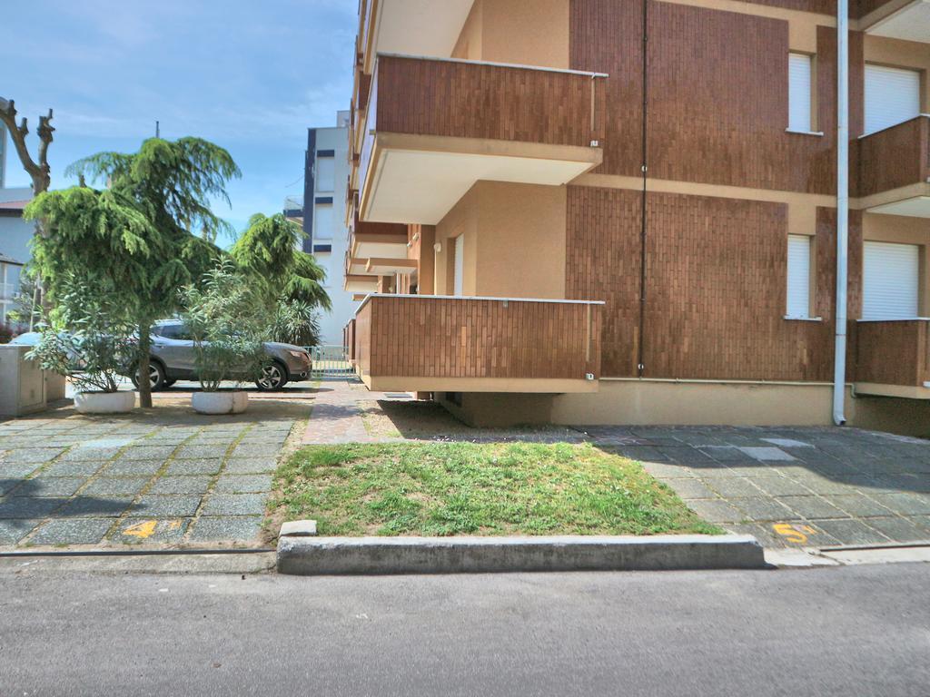 Appartement Salisburgo à Lignano Sabbiadoro Extérieur photo